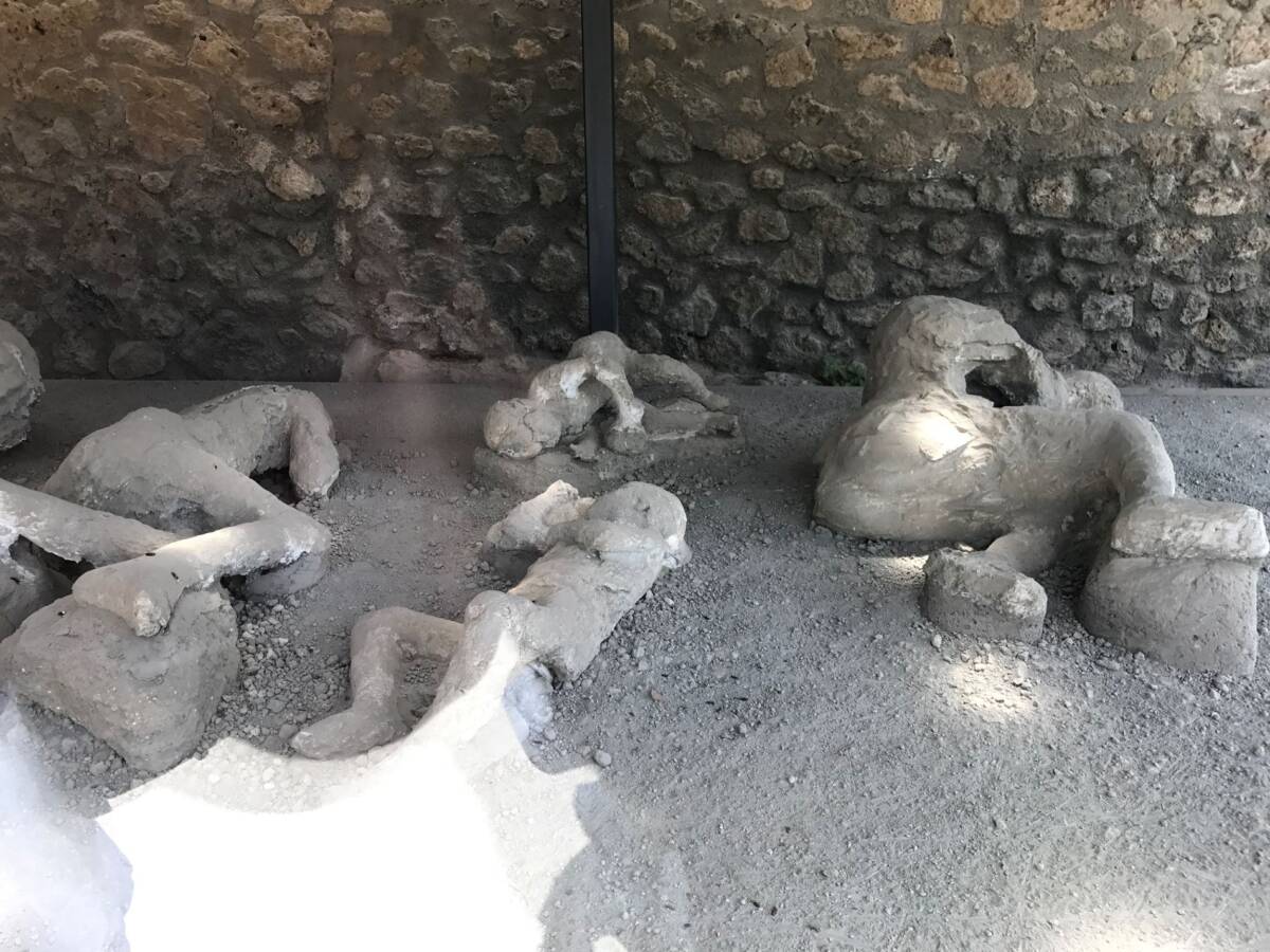 Corpos Pompeia 4 New