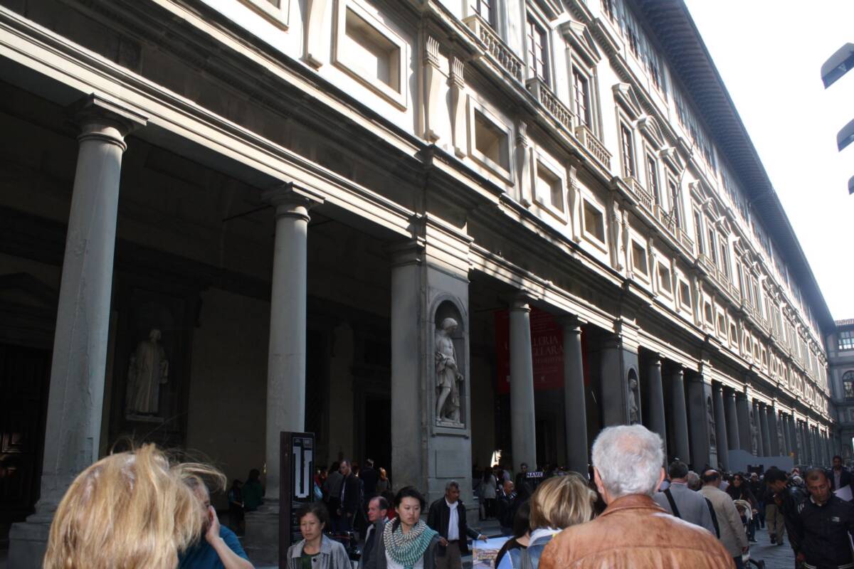 Uffizi E As Filas New