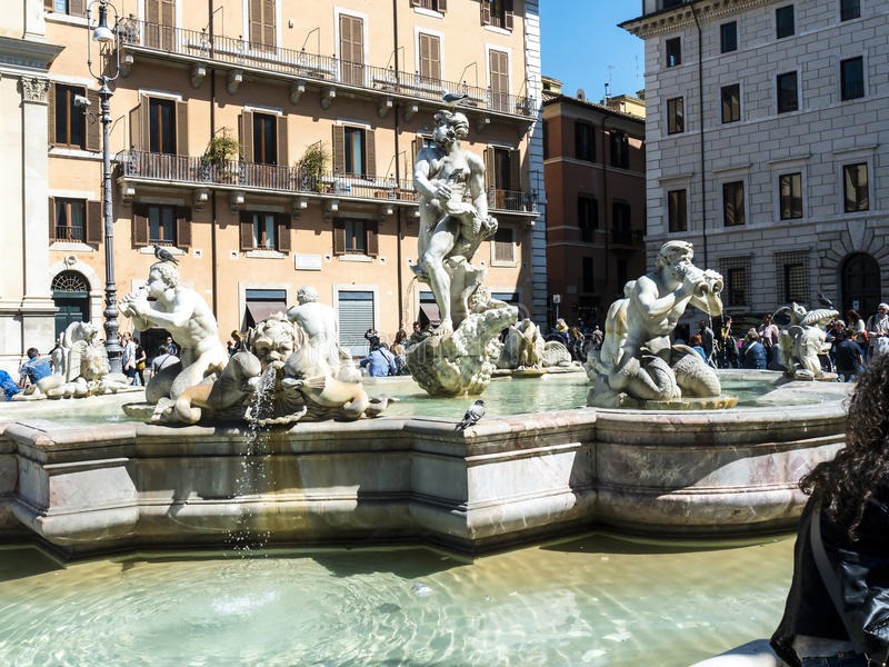 Fontana Del Moro