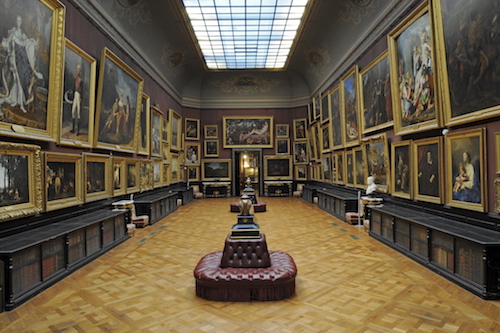 Chateau Interiors 2010 053