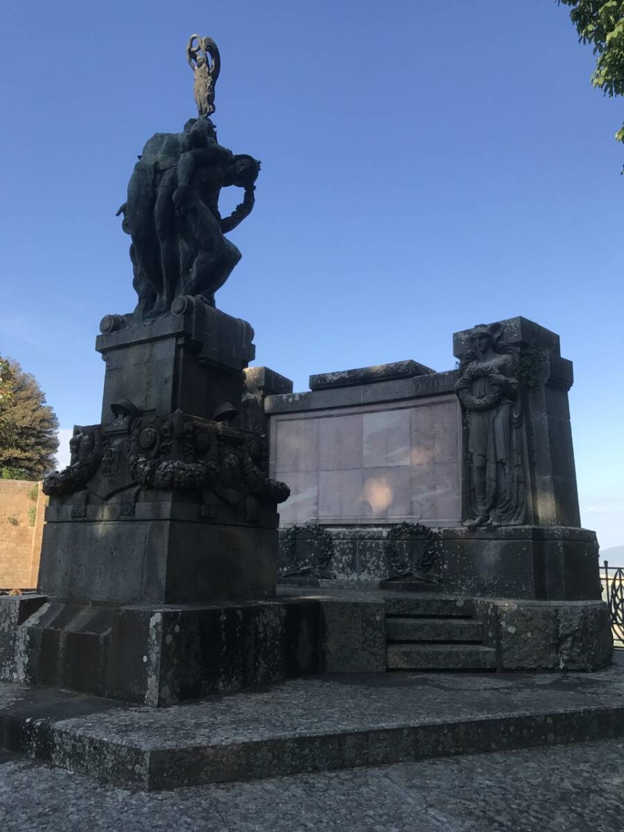 Fontana Na Piazza Da Fortaleza 